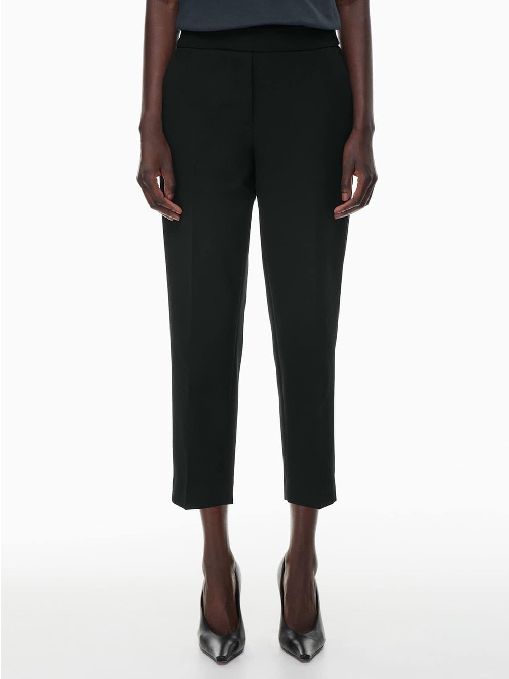 Aritzia Babaton Conan Pants Black Cropped, size 0